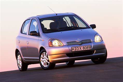 Obrázek porovnání typů stěračů pro Toyota Yaris 1999