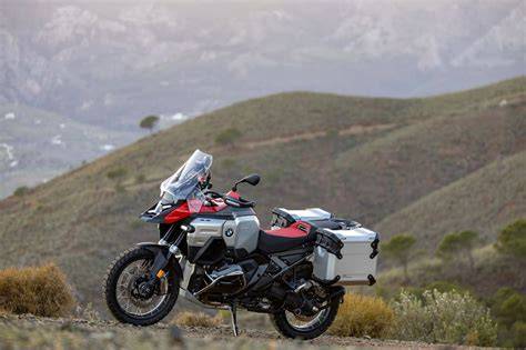 BMW R 1200/1250 série s ASA na terénních podmínkách