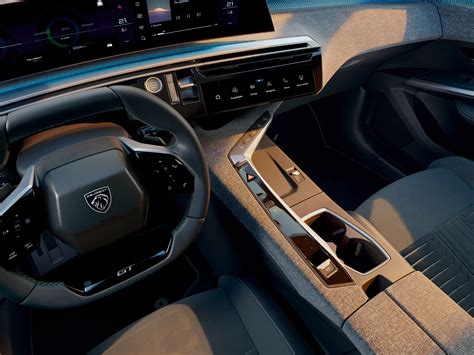 technologie a interier Peugeot i-Cockpit