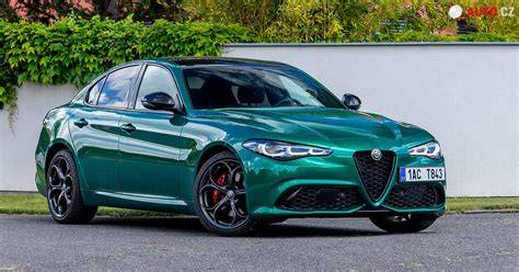 Infografika: Srovnání katalyzátorů podle modelů Alfa Romeo a motorů