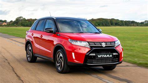 Infografika: ceny a výbavy Vitara