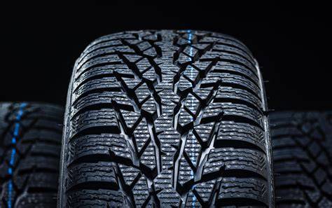 Infografika: Jak vybrat zimní pneumatiky 205/60 R16