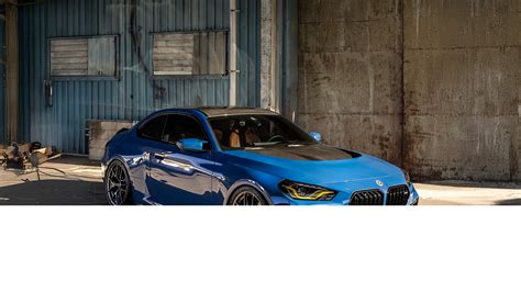 Boční profil nového BMW M2 s proporcemi M
