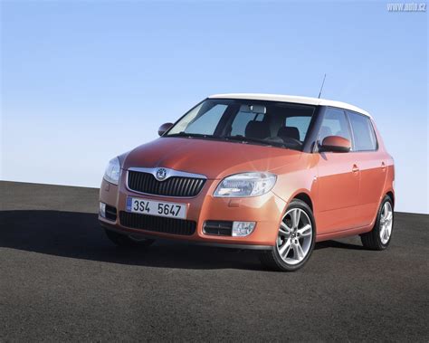 Ukázkové kombinace chromového rámečku s dalšími díly pro Fabia II facelift