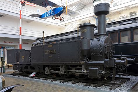 Expozice vozů v Národním technickém muzeu