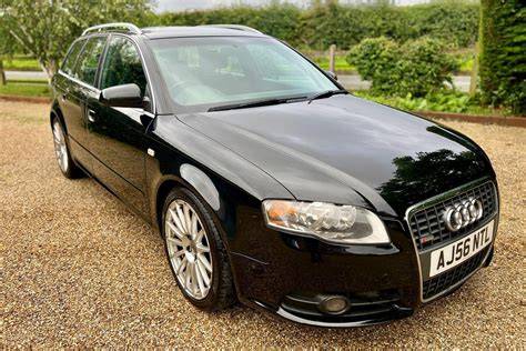 Mapa showroomů a prodejen s díly pro Audi A4 B7 Avant