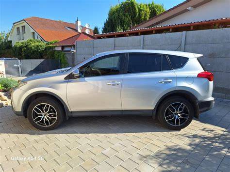 Graf výkonu a spotřeby benzinové RAV4 2.0 Valvematic