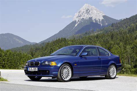 Mapa kompatibility: BMW řady 3 E36 a E90 328i - klíčové komponenty ruční brzdy