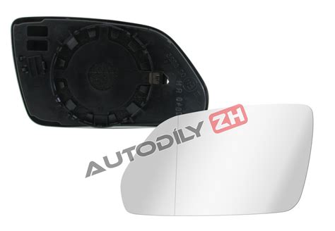 Ilustrace levého zpětného zrcátka s vyznačeným krytem pro model Škoda Octavia III.