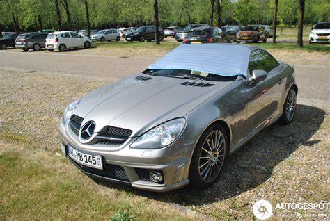 Obrázek technicky nákres skládacího mechanismu SLK R171