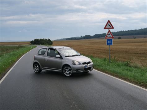schéma první generace Toyoty Yaris