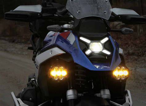 Porovnání různých LED světel pro BMW GS