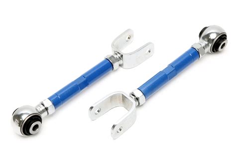 Detailní záběr na nastavitelná zadní ramena TA Technix pro Audi TT (8J)