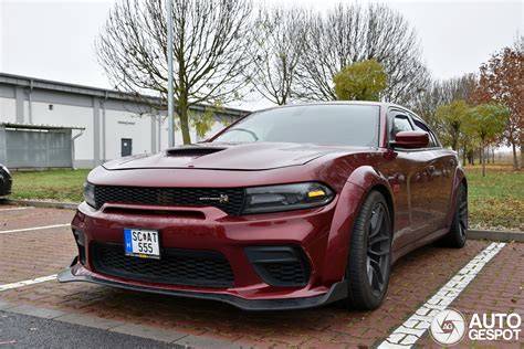 Obrázek: Dodge Charger SRT 392 Scat Pack na evropském povrchu