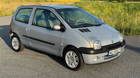 Infografika: Porovnání rozměrů kol pro Renault Twingo a obecné zásady výměny pneumatik