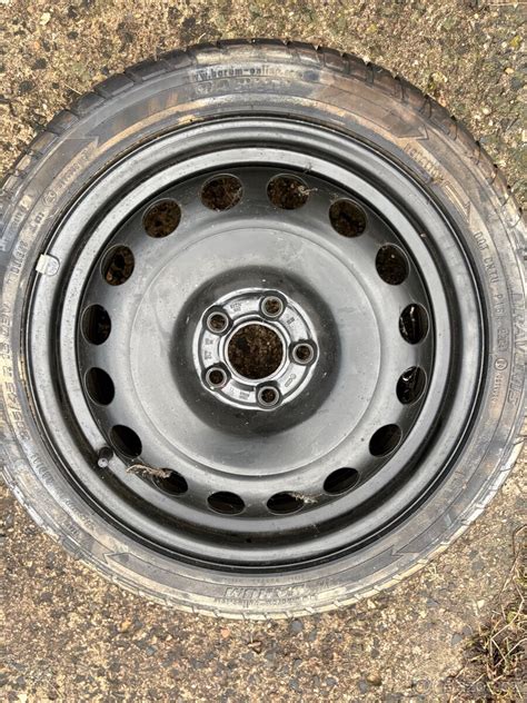 schéma aplikace ochranného spreje na plechový disk