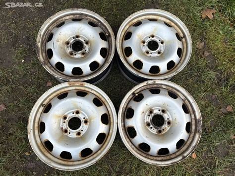 srovnání plechových disků před a po aplikaci ochrany