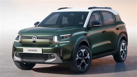 Graf ukazující srovnání cen modelů Citroën C3, C4 a C5 Aircross v ČR