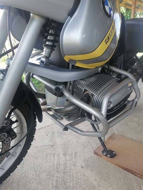 BMW R1100 GS - schéma umístění náplní (motor, převodovka, koncový převod)