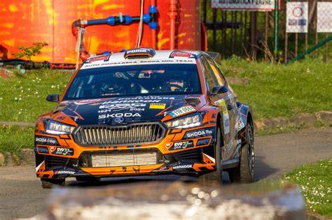 Foto: Valašská rally - vyhlášení vítězů