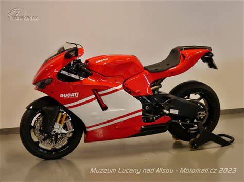 expozice muzeum Ducati motorky