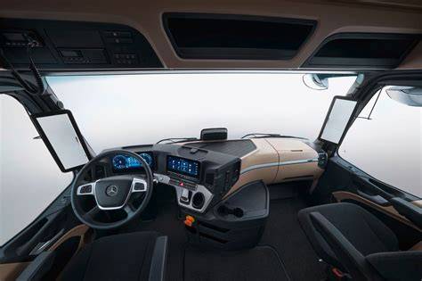 Vnější a vnitřní design eActros 600