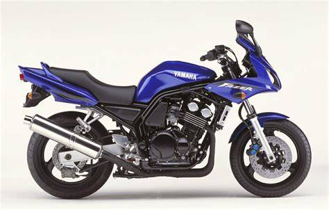 Infografika: Srovnání výfuků pro Yamaha FZS 1000 a FZS 600 Fazer