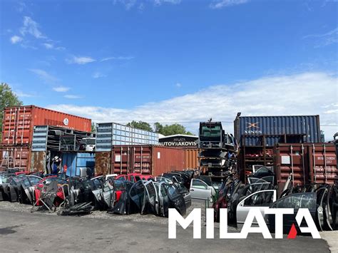Infografika: Jak probíhá demontáž a logistika autodílů z vrakoviště Mazda MPV