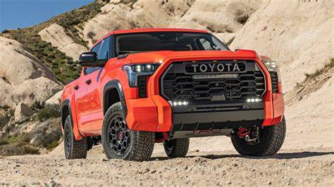 Ukázka montáže do mřížky Toyota Tundra
