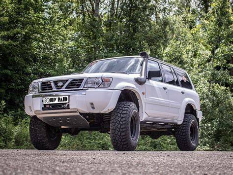 Schéma hnacího systému Patrol Y61 - 4x4 pohon, rozvod, spojky