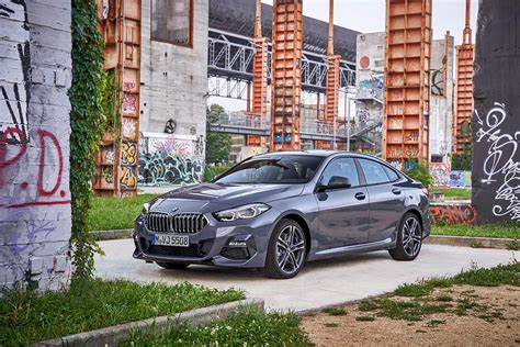 BMW řady 2 Gran Coupé interiér přední sedadla