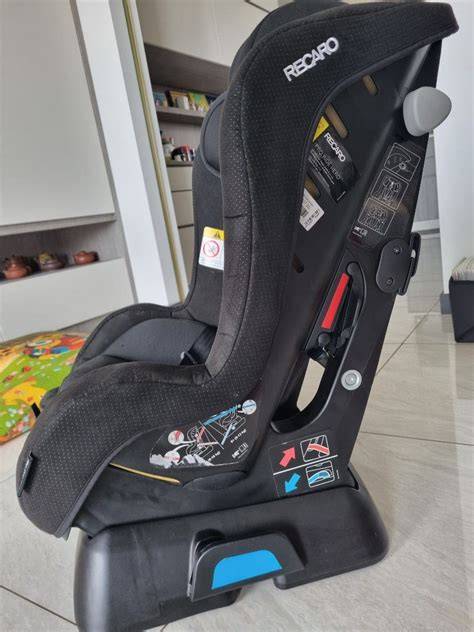 Infografika: Výběr autosedaček Recaro pro Felicia - typy, váhové kategorie, montáž