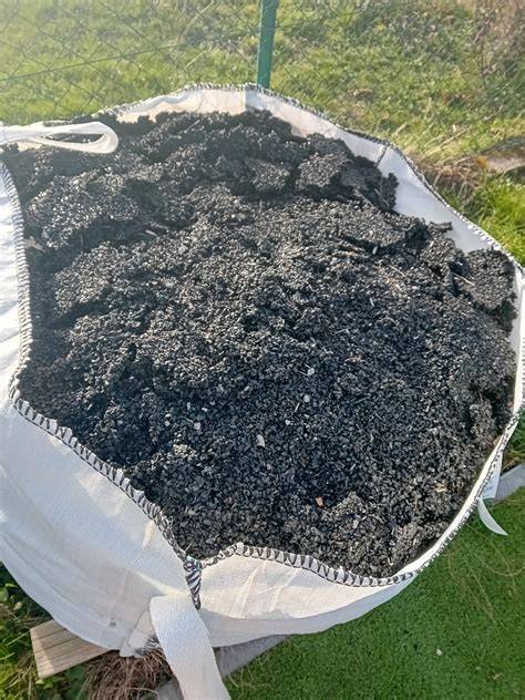 Recyklovaná gumová drť a její použití na dětských hřištích