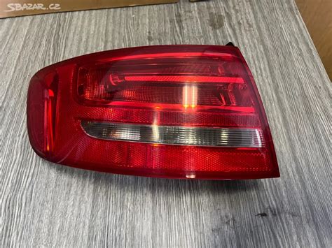 Různé varianty zadních světel pro Audi A4 (B8)