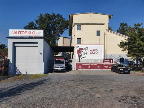 Obrázek provozovny AUTOSKLO TEAM Ústí nad Labem vedle Tiskárny Horák a zázemí dílny