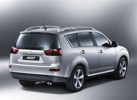 Infografika: Kompatibilita dílů pro Peugeot 4007, Outlander a C-Crosser