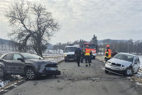 Infografika: Co dělat na místě nehody na parkovišti (krok za krokem)