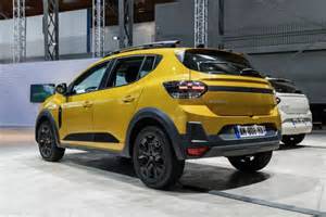 Vizualizace rozměrového porovnání Sandero Stepway a průměrného hatchbacku