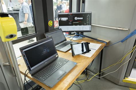 Demonstrace technologie mixed reality na testovacím polygonu