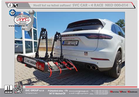 Nosič kol SVC RACE 4 CAR namontovaný na Ford Transit, zobrazený ve složeném stavu