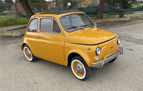 Ukázka Fiat 500L v barvě Giallo Positano