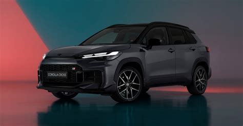 Corolla Cross exteriér - moderní, uhlazené linie, evropský charakter