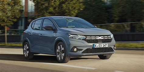 Obrázek bočních lišt na Dacia Sandero II, černá barva, montáž na dveře