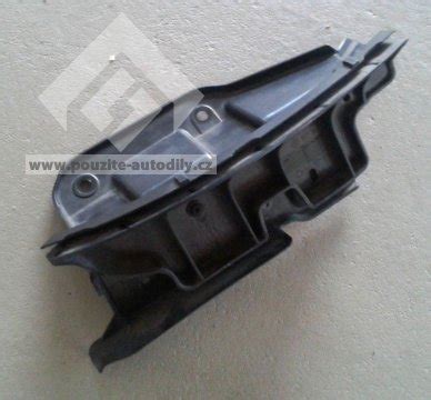 Detail zadního brzdového třmenu Audi A6 C6