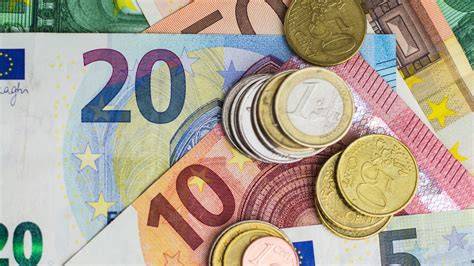 Infografika: Průřez motory Drive-E a jejich verze Euro 3-Euro 5