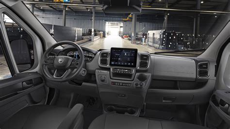 Infografika: Komponenty systému couvání u Citroën Jumper