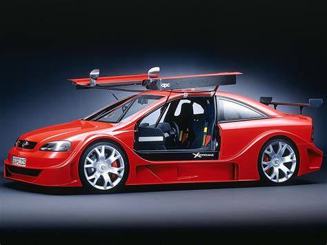 Ilustrace Opel Astra OPC X-treme a Kit Car
