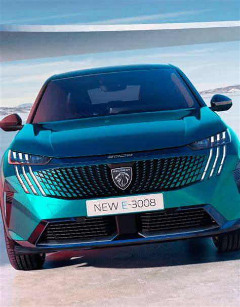 Infografika: Přehled skladových vozů Peugeot - volba podle stavu (nový, předváděcí, ojetý) a záruka