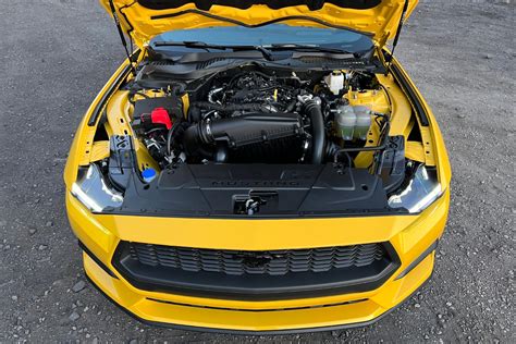 Schema: Porovnání verzí 2.0 EcoBoost a 2.3 EcoBoost