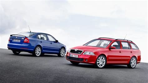 interiér a exteriér Škoda Octavia druhé generace na autosalonu v Ženevě